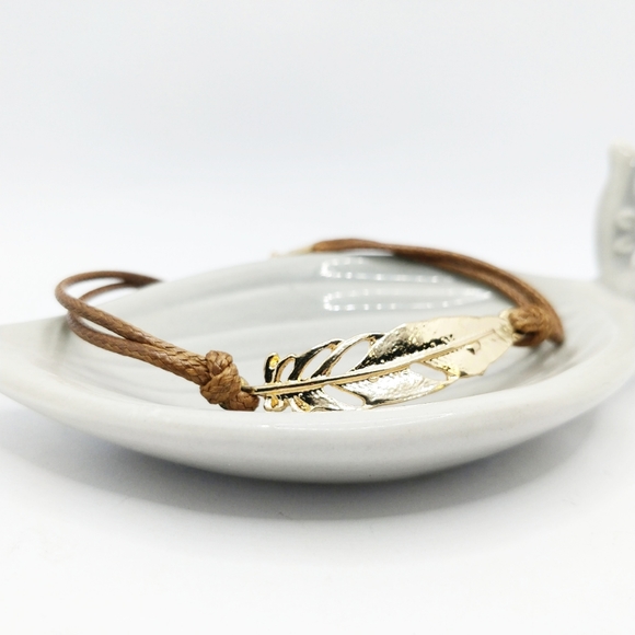 NEW Feather Strap Chain Bracelet - Picture 2 of 4